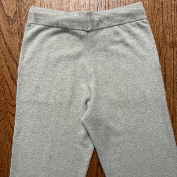 Garnet Hill Washable Cashmere Essential Pants in Tan size S - Picture 9 of 13